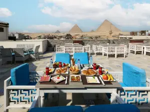 Pyramid Edge Hotel & Exclusive Pyramids View Rooftop