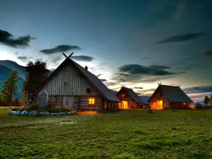 Viking Cabins - Mit FabLab - Solvik