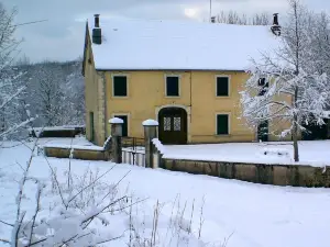 Au Moulin des Fées - Maison d'hôtes Cascades du Hérisson