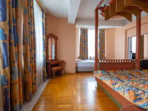 Hotel Slaviani