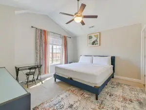 6 Mi to PNC Music Pavilion: Concord Townhome