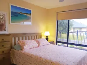 Dalyellup Private Guest House Unit