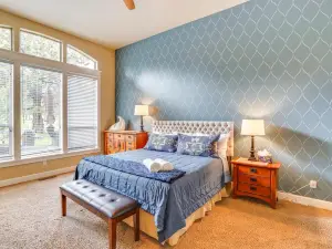 Redmond Golf Getaway - Near Smith Rock State Park!