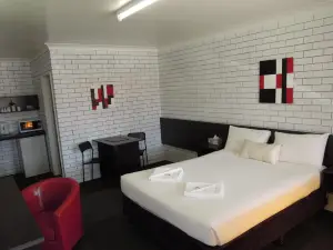 Jackaroo Apartments