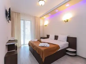 Hotel Holiday Maria