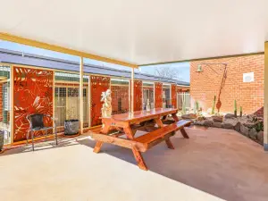 The Roseville Apartments