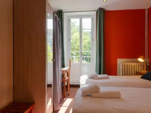 Logis Hôtel Restaurant le Louvre