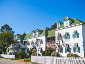 Roanoke Island Inn