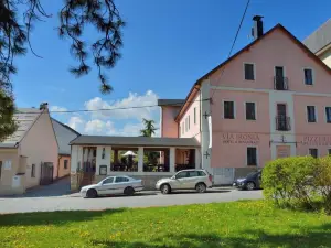 Hotel Via Ironia