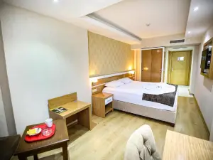 Bayazit Hotel