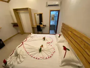 Thoddoo Haisha Inn, Maldives