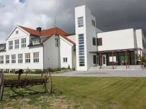 Elton Hotel