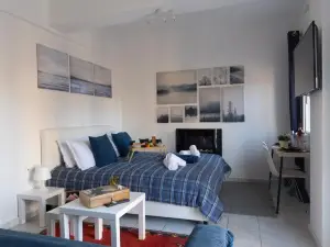 Gk Suites-Constantin View , Auto Check-in 24h