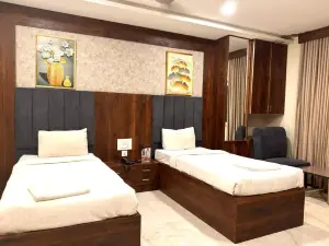 Hotel JB's Minerva Grand