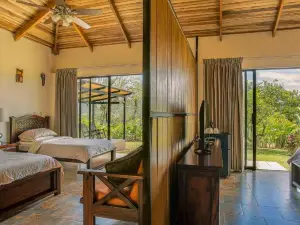 La Finca Lodge