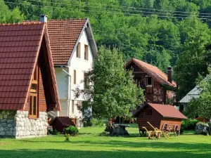 Ethno Village Štitarica