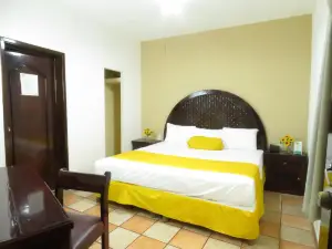 Hotel Los Girasoles