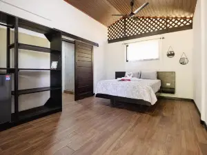 Playa Grande Lodge & Tree House