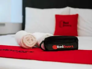 RedDoorz @ Jalan Padat Karya Prabumulih