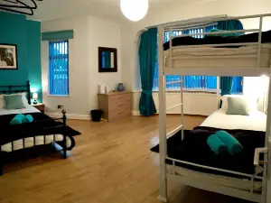 Old Trafford Guest House