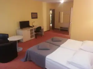 Hotel Senas Namas