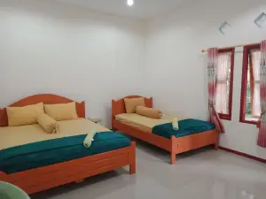 Riung Guesthouse
