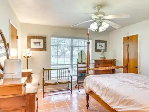 Family Home on 30 Acres in Manvel!