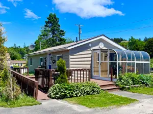 Alma Shore Lane Suites & Cottages