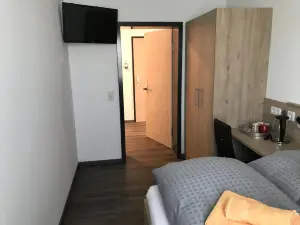 Kraftwerk Relax Motel