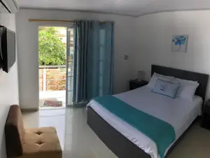 L'Vanna Hotel