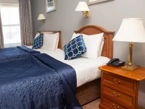 Leens Hotel