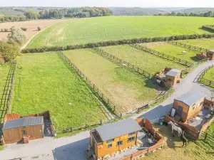Les Tiny du Pré Mathy - Logements Insolites Avec Jacuzzi à Profondeville