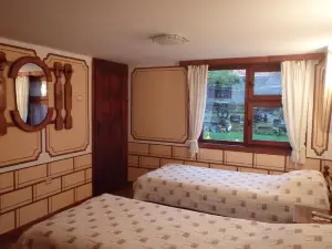 Nenchova Guest House