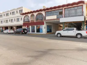 Hotel Maya Ixtlan
