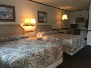 Twin Pine Motel