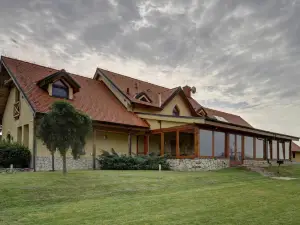 Penzión Tokaj Ostrožovič