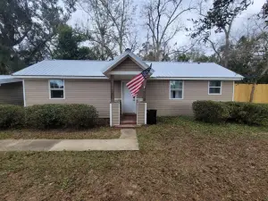 Myrtle Grove Cottage- Casita #2