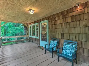 Roaring Gap Retreat with Fire Pit Near Hiking!