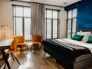 德容格城市酒店