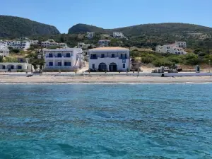 Anesis Hotel