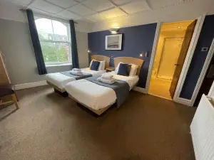The George Hotel