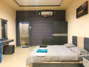 MS Hotel Pinrang Mitra RedDoorz
