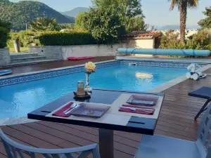 Un Petit Coin de Paradis a Haute Jarrie