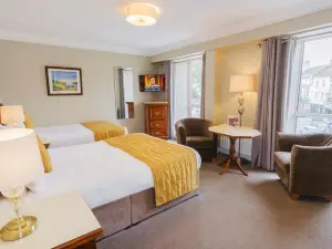 Central Hotel Donegal