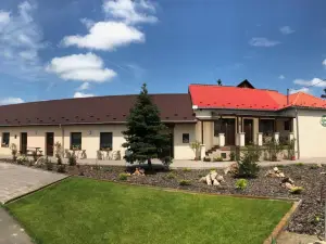 Kristaly Apartmanok
