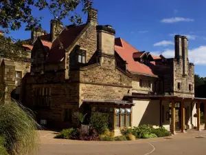 ジェスモンド デネ ハウス