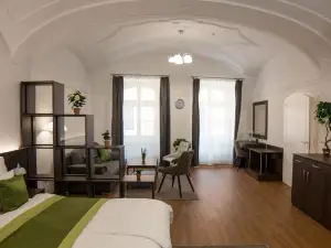 Mecset Apartman