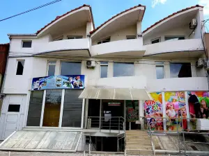 Vik Apartments