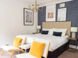Lyme Townhouse