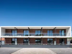Hotel 46